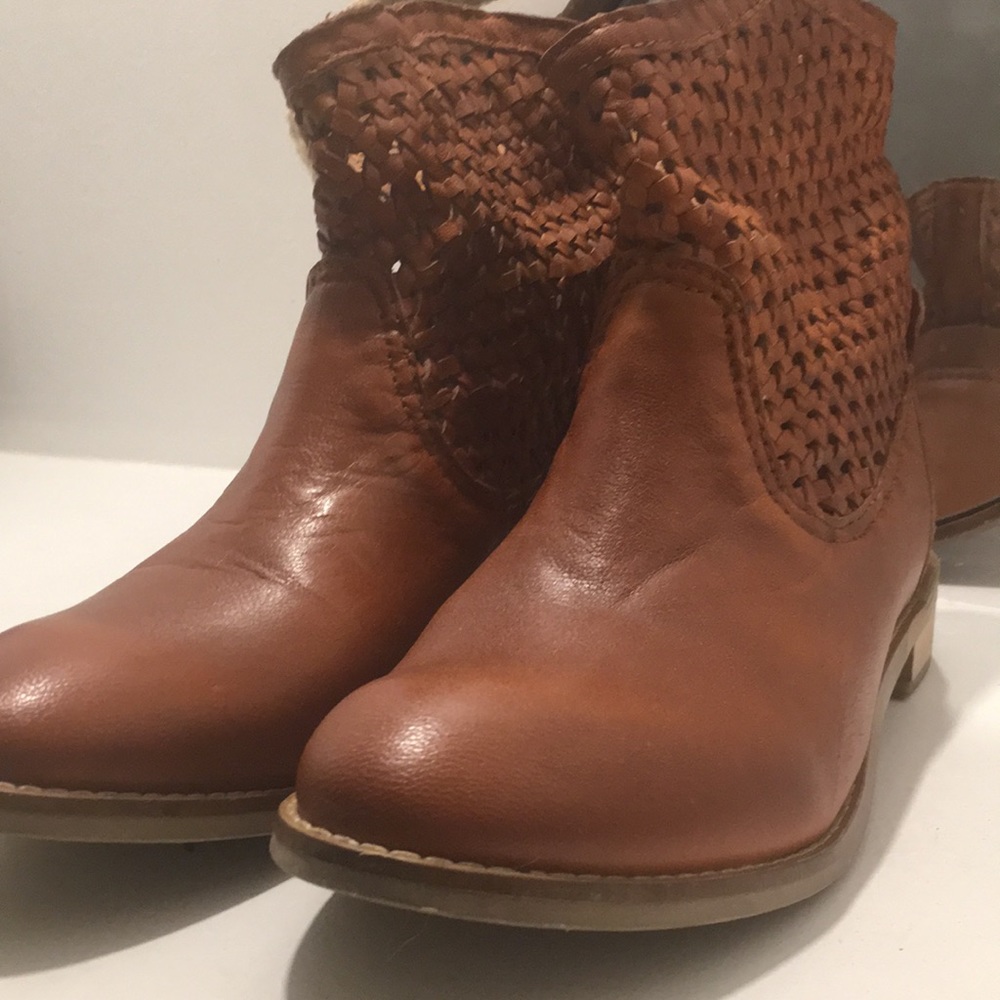 Seychelles weekenders size 7 1/2